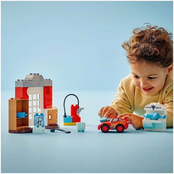 Lego Duplo 10456 Disney Mcqueens Bezoek Aan Docs Garage - Afbeelding 5