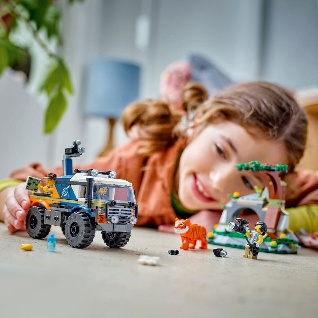 5702017586014_3.jpg Lego 60426 City Exploration Jungle Off-Road Truck - Afbeelding 4