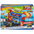 Mattel Hot Wheels City Tunnel Twist Car Wash